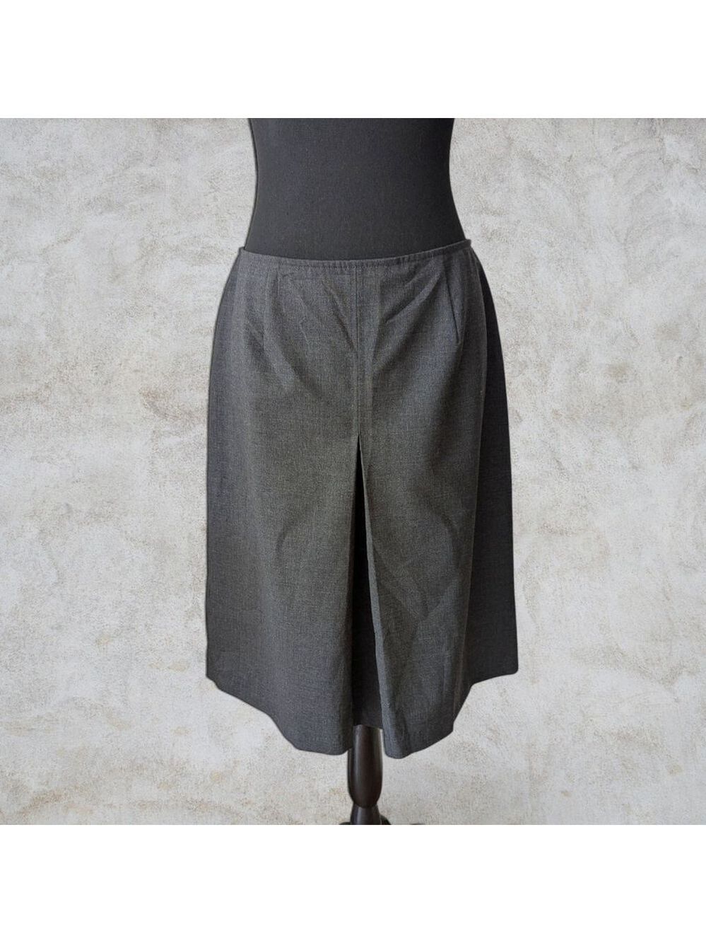 Eddie Bauer Gray Pleated Stretch Pencil Skirt Size 8 Office Wool Blend